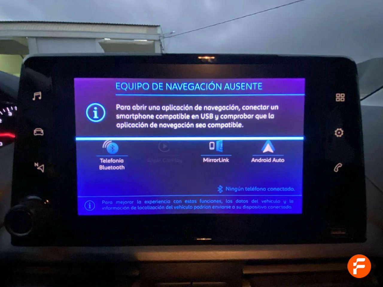 Foto Peugeot Rifter 12