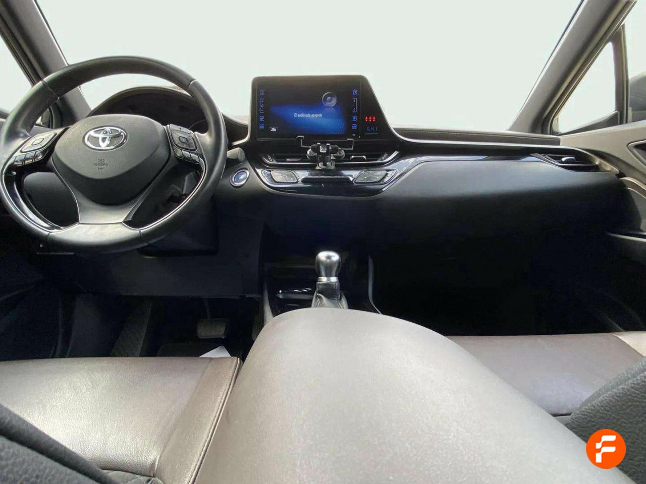Foto Toyota C-HR 8