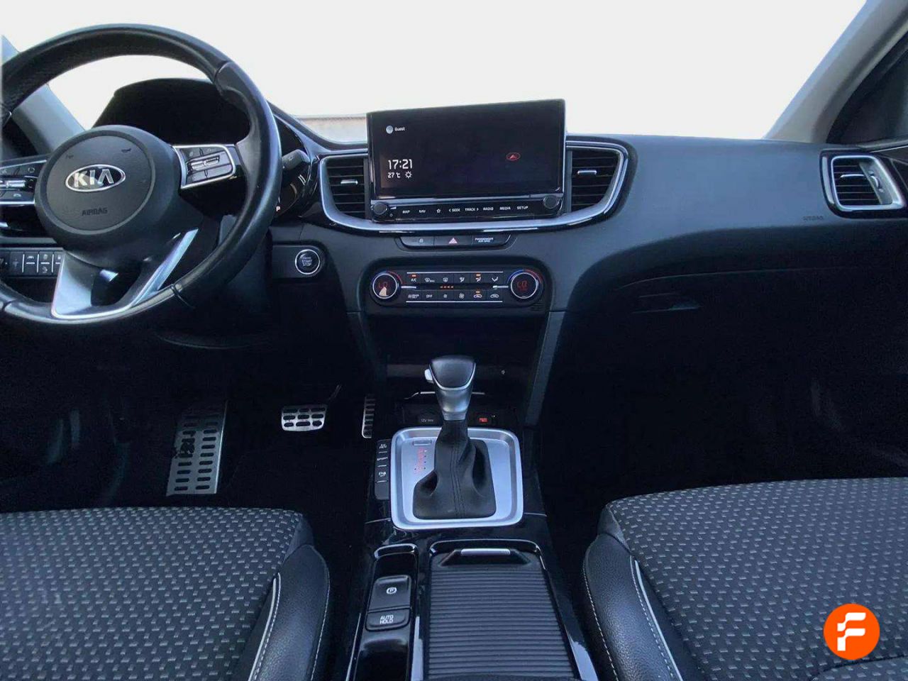 Foto Kia XCeed 8