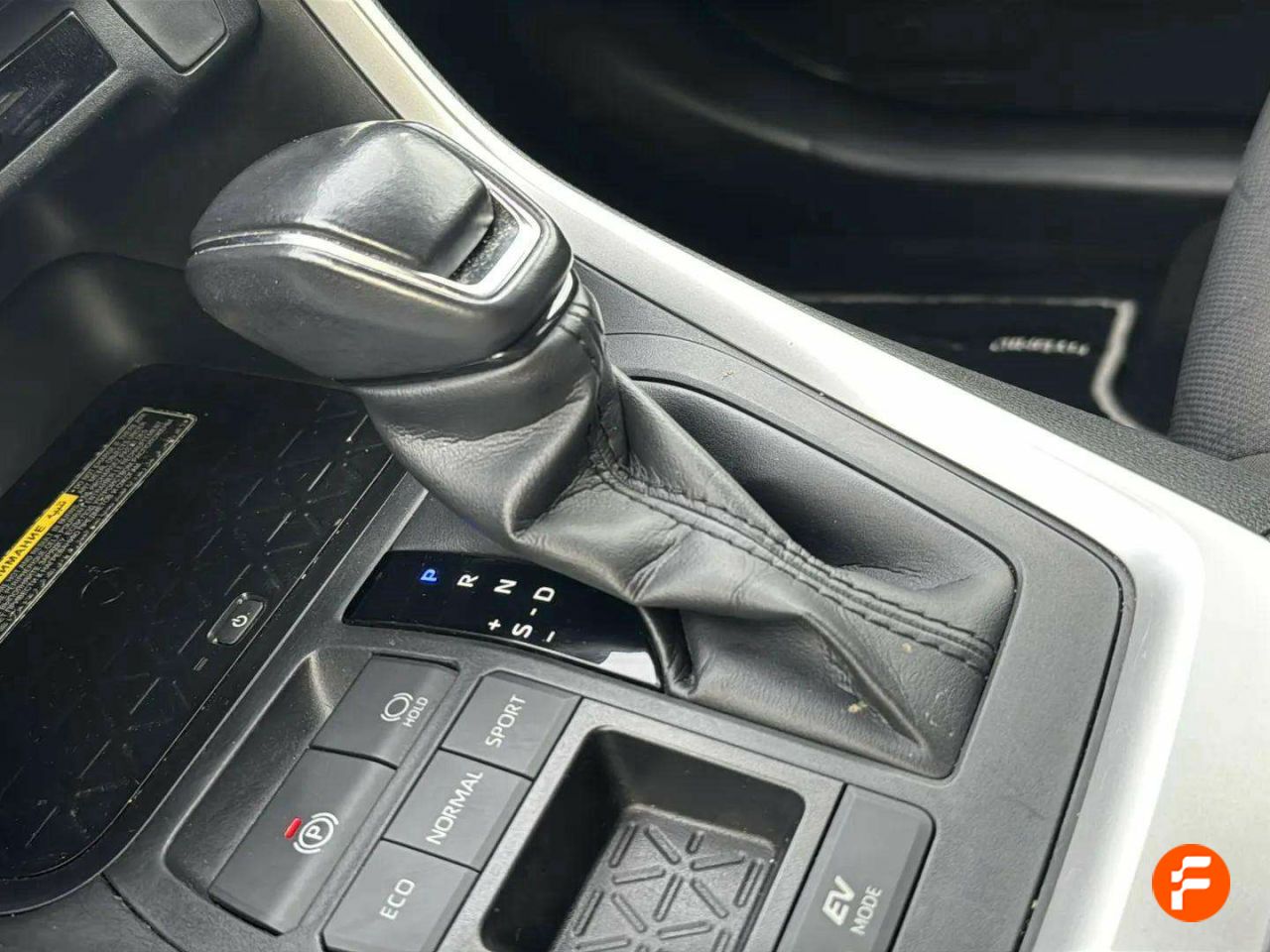 Foto Toyota Rav4 22
