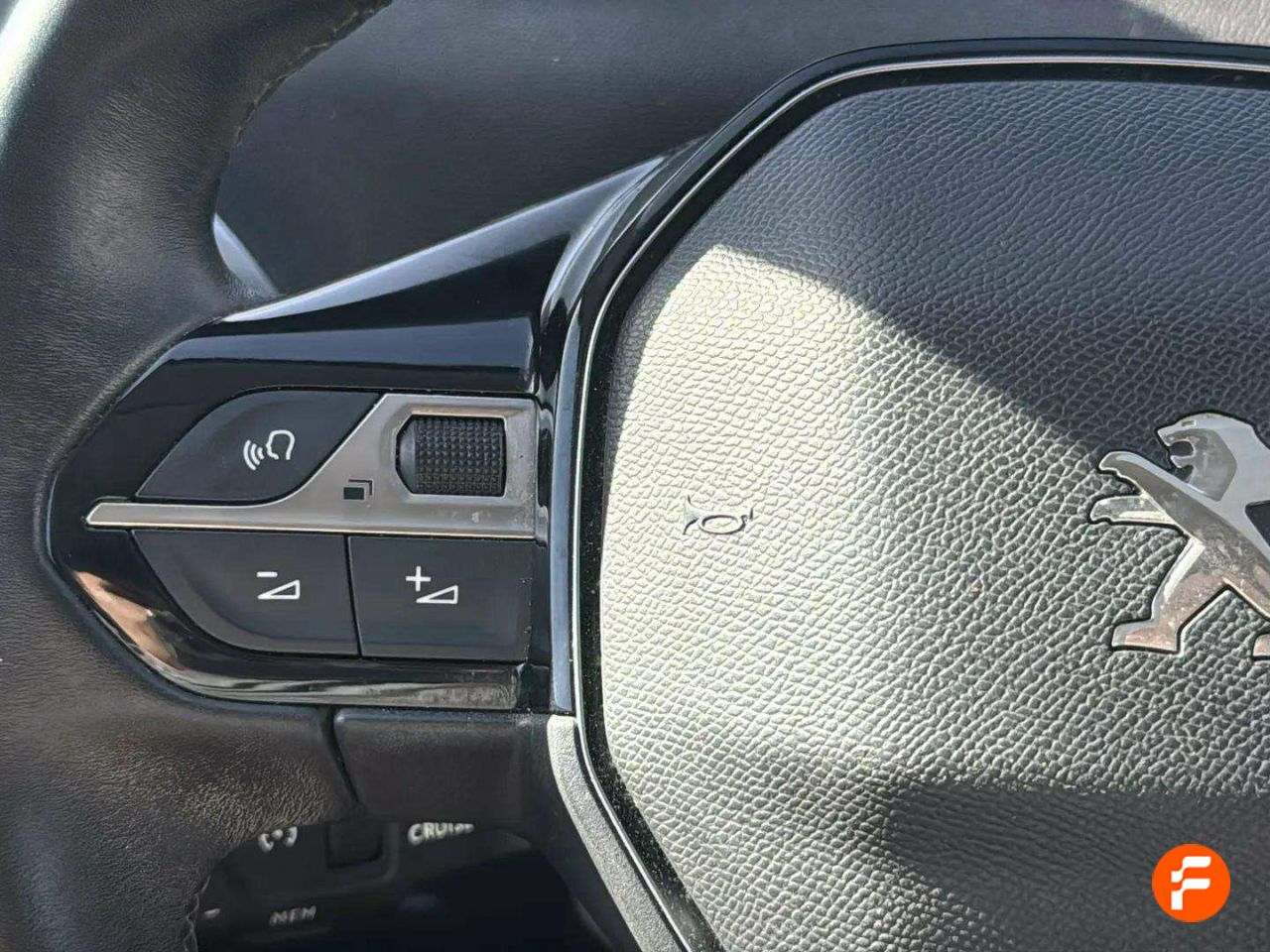 Foto Peugeot 5008 14