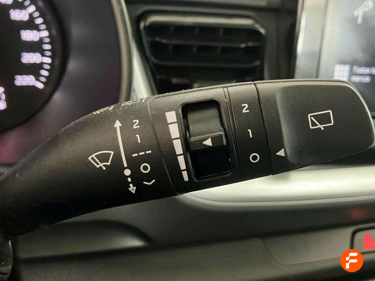 Foto Kia Stonic 15