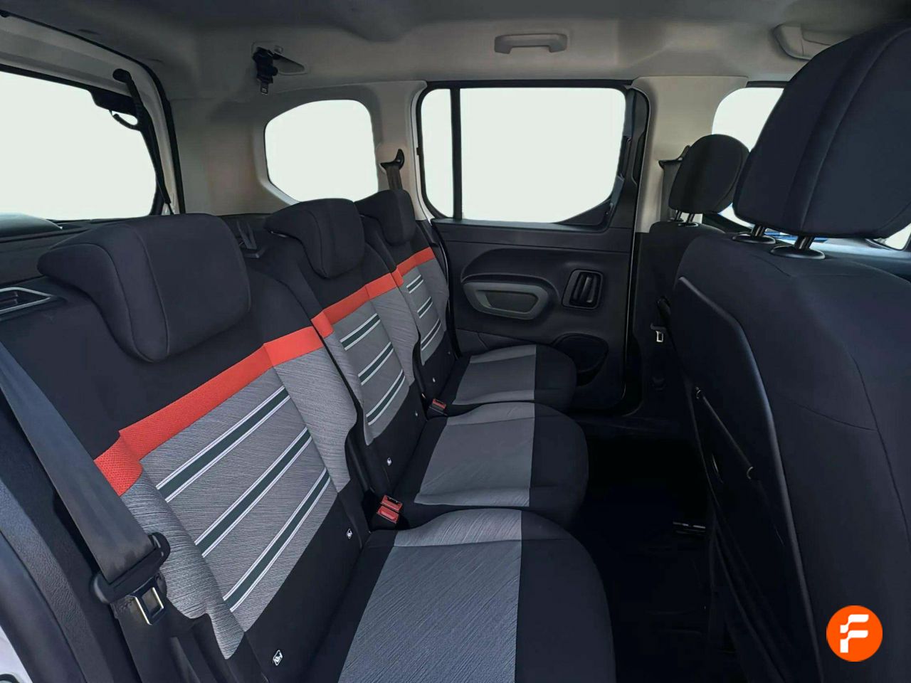 Foto Citroën Berlingo 24