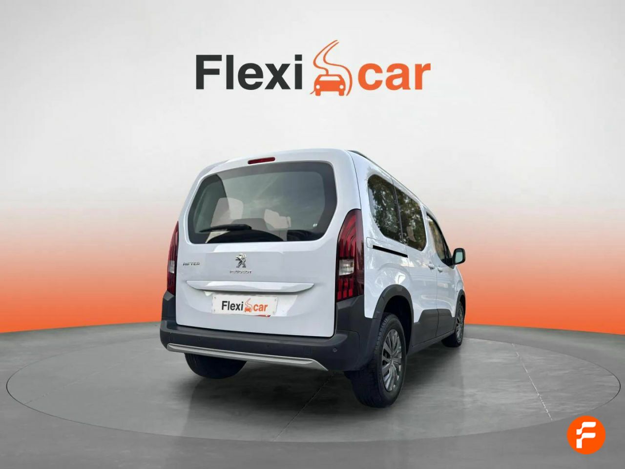 Foto Peugeot Rifter 9