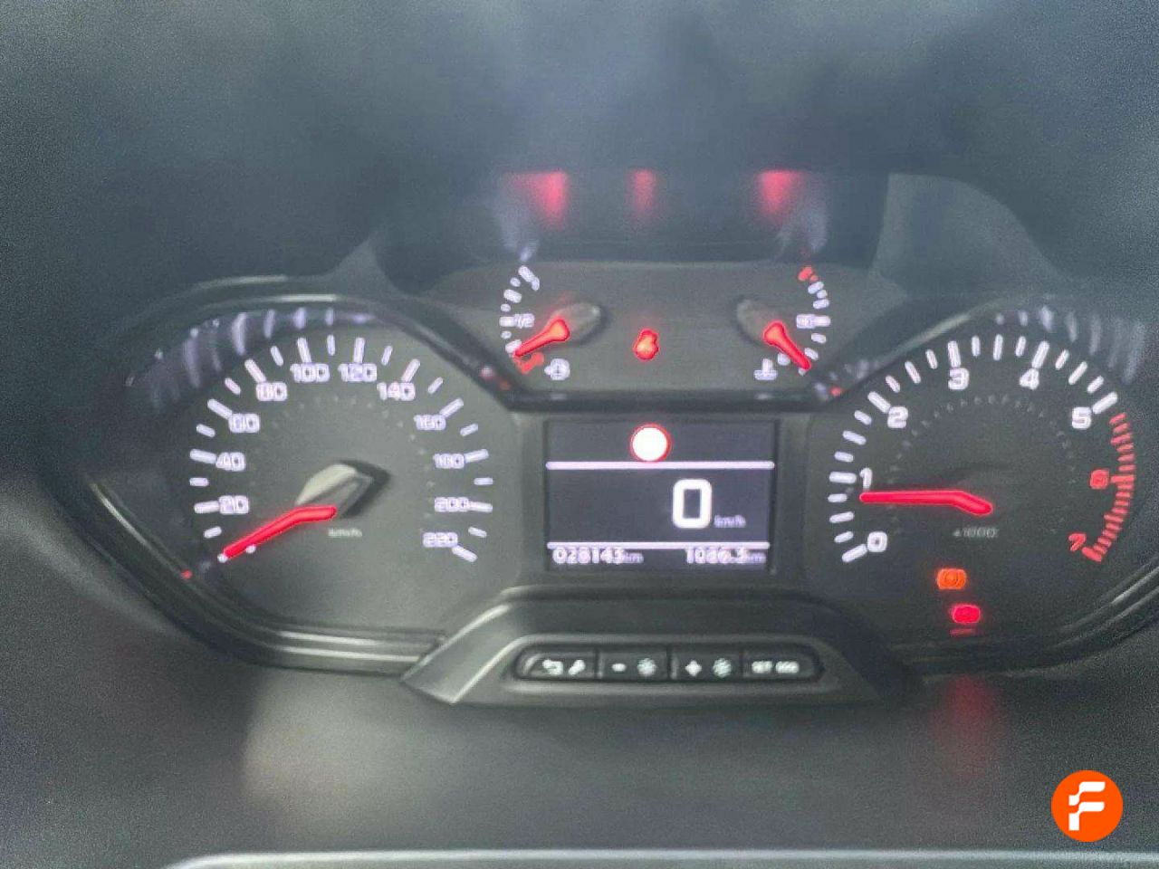 Foto Peugeot Rifter 13