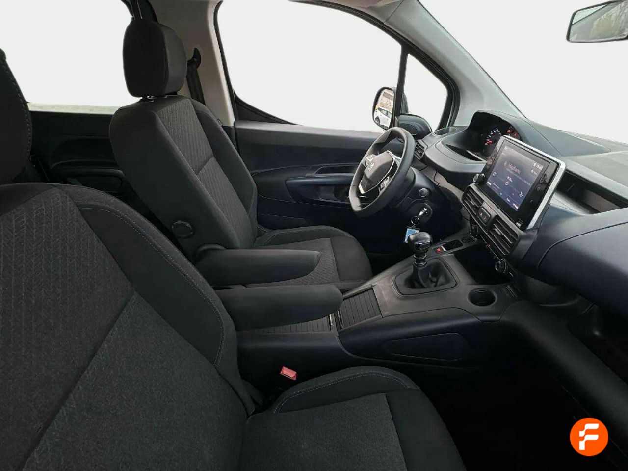 Foto Peugeot Rifter 17
