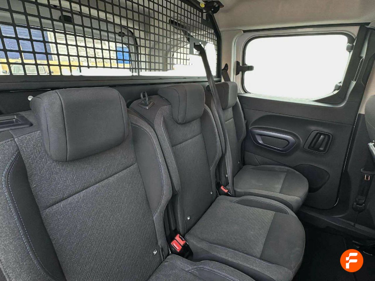 Foto Peugeot Rifter 18