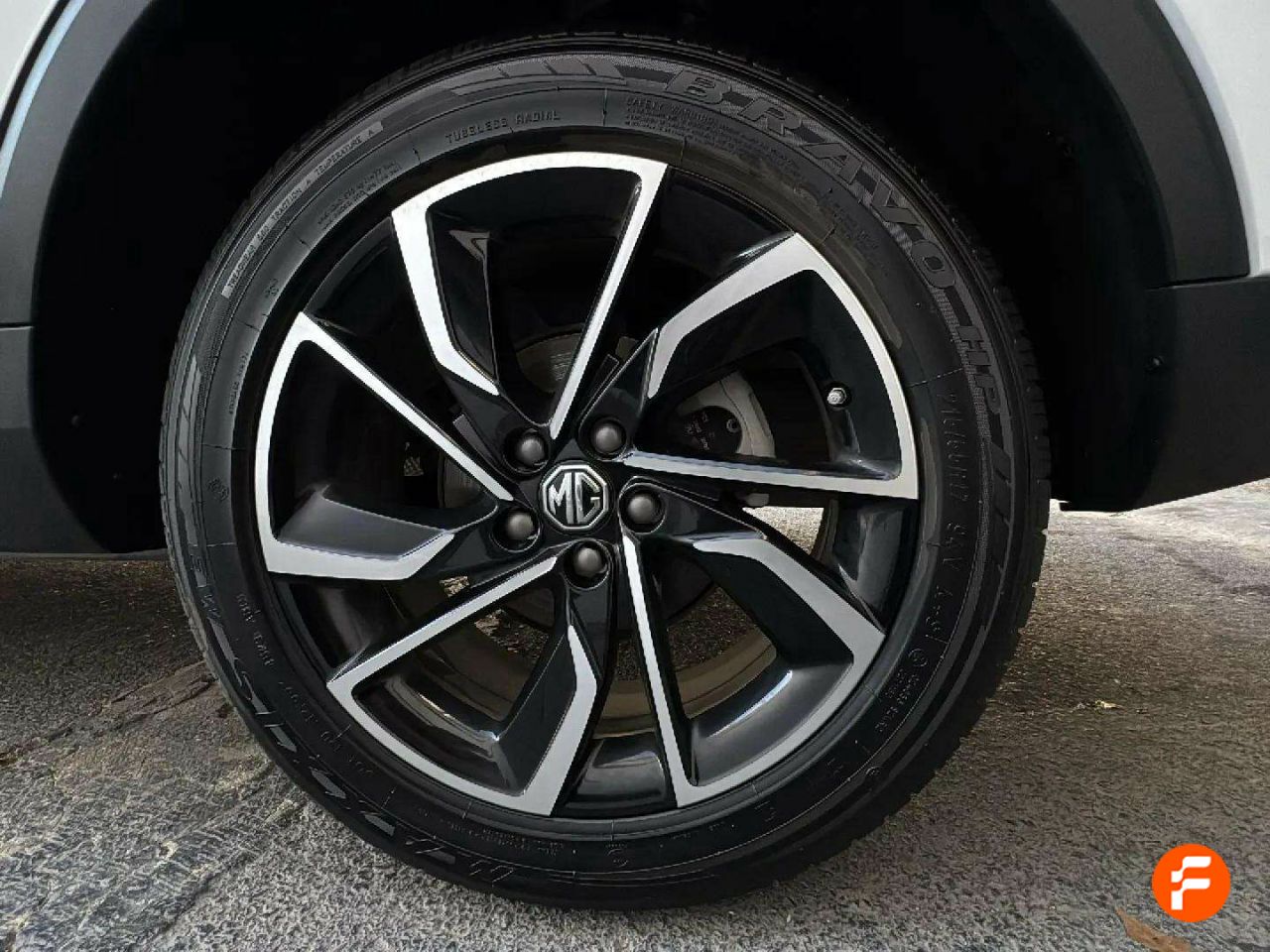 Foto MG ZS 17