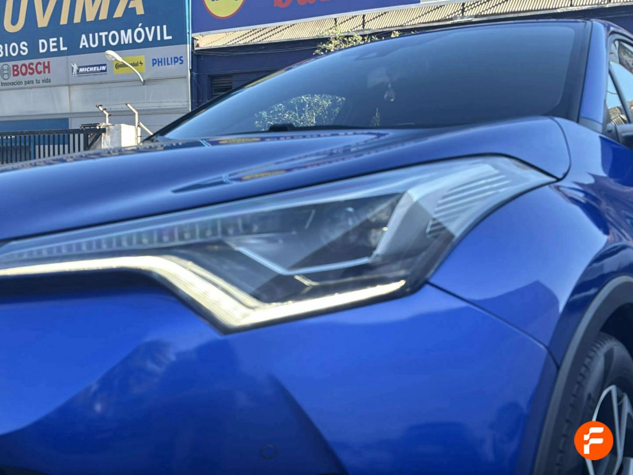 Foto Toyota C-HR 10