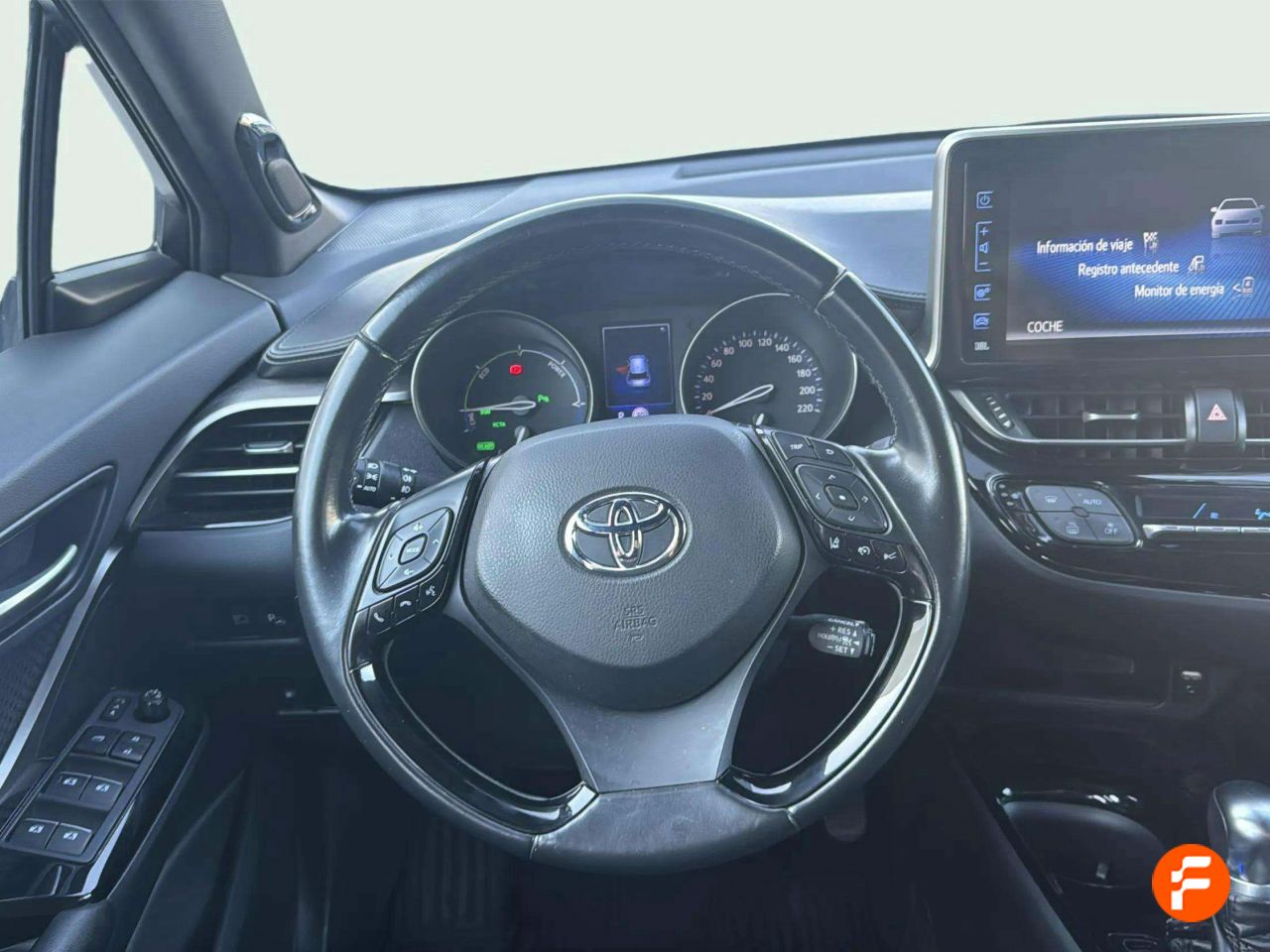 Foto Toyota C-HR 15