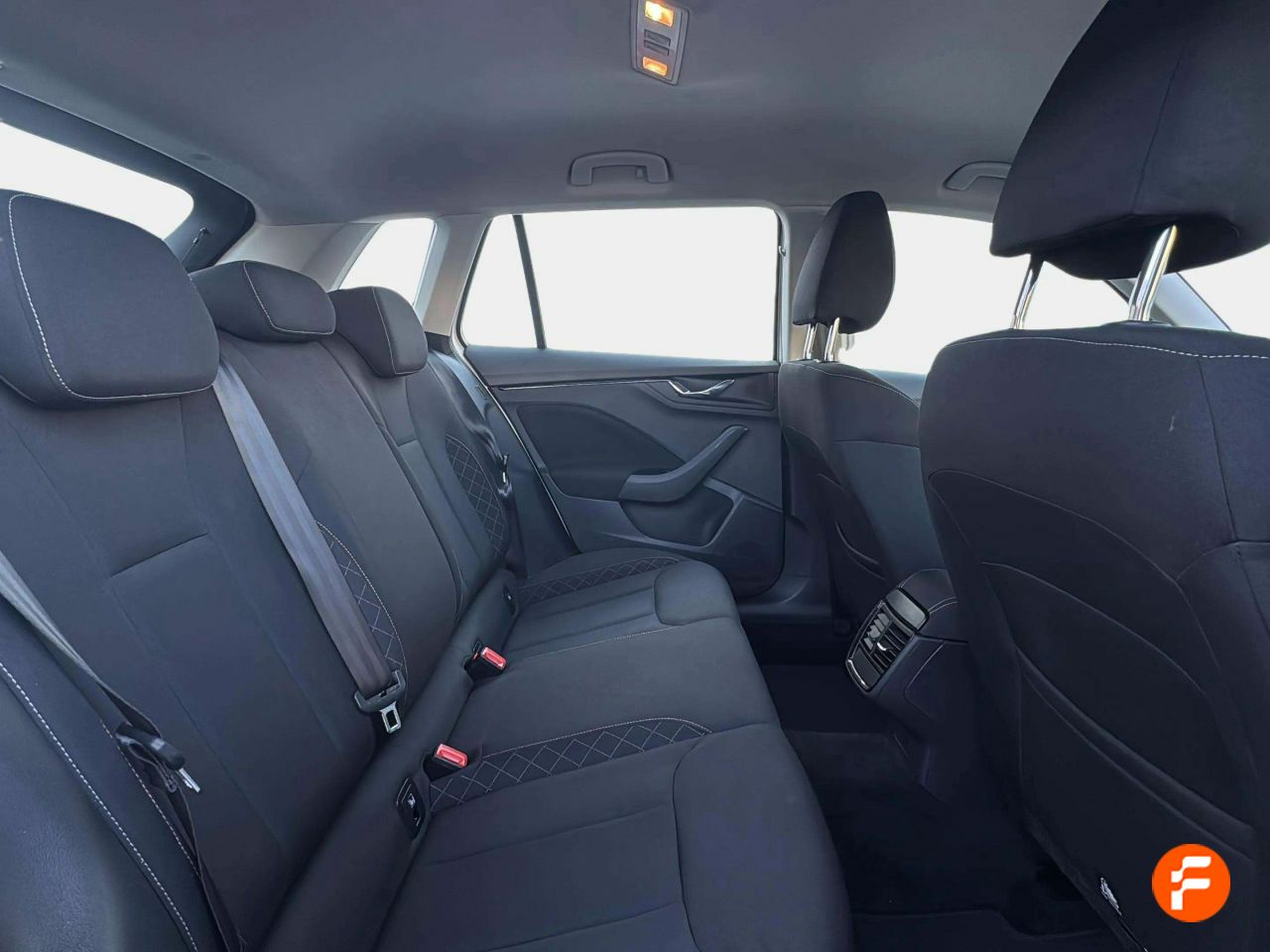 Foto Skoda Kamiq 24