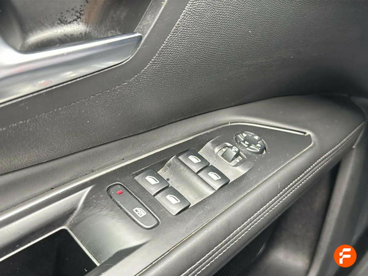 Foto Peugeot 5008 21
