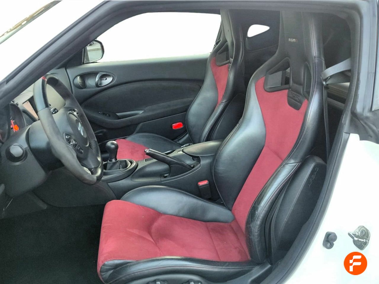 Foto Nissan 370Z 18