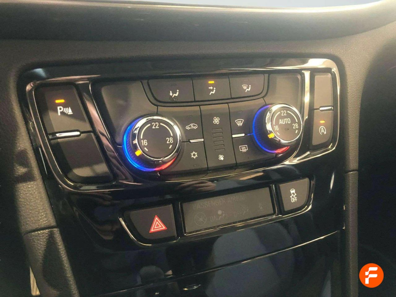 Foto Opel Mokka X 12