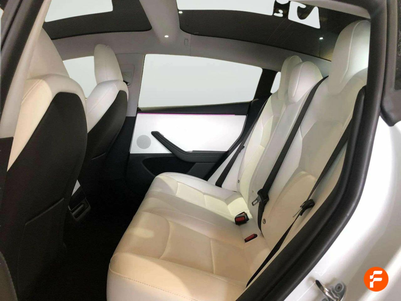 Foto Tesla Model 3 12