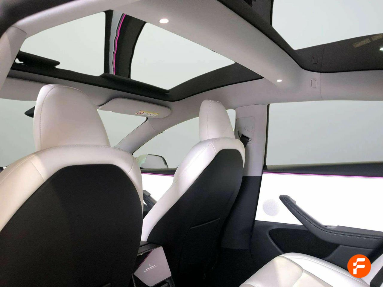 Foto Tesla Model 3 14