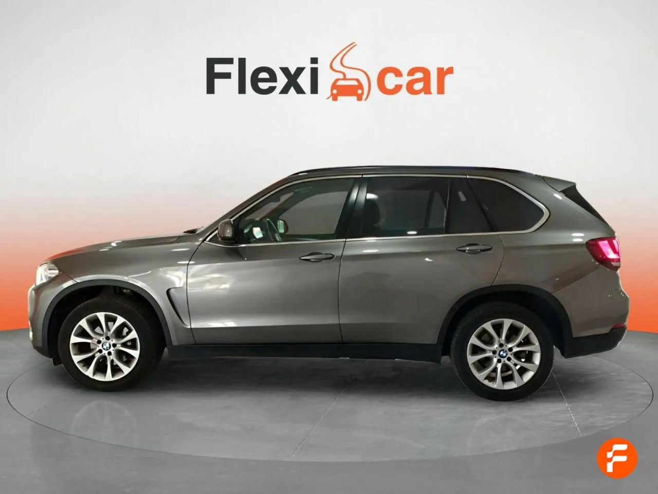 Foto BMW X5 4