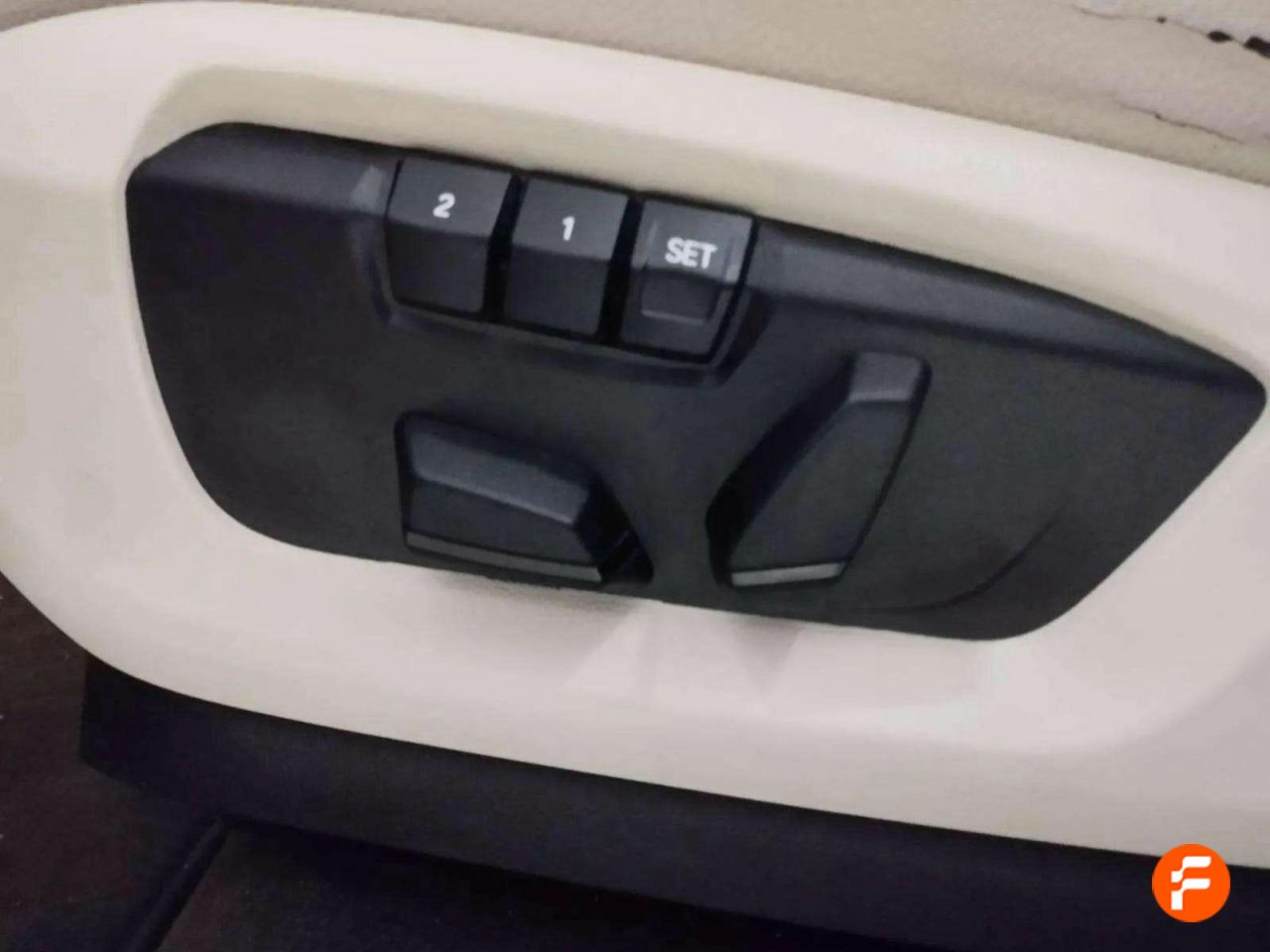 Foto BMW X5 15