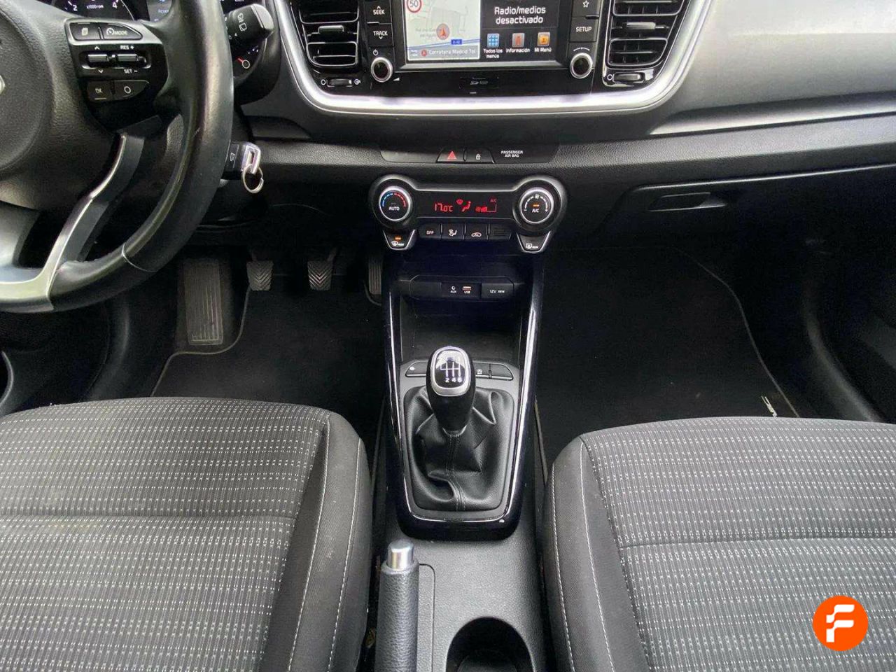 Foto Kia Stonic 11