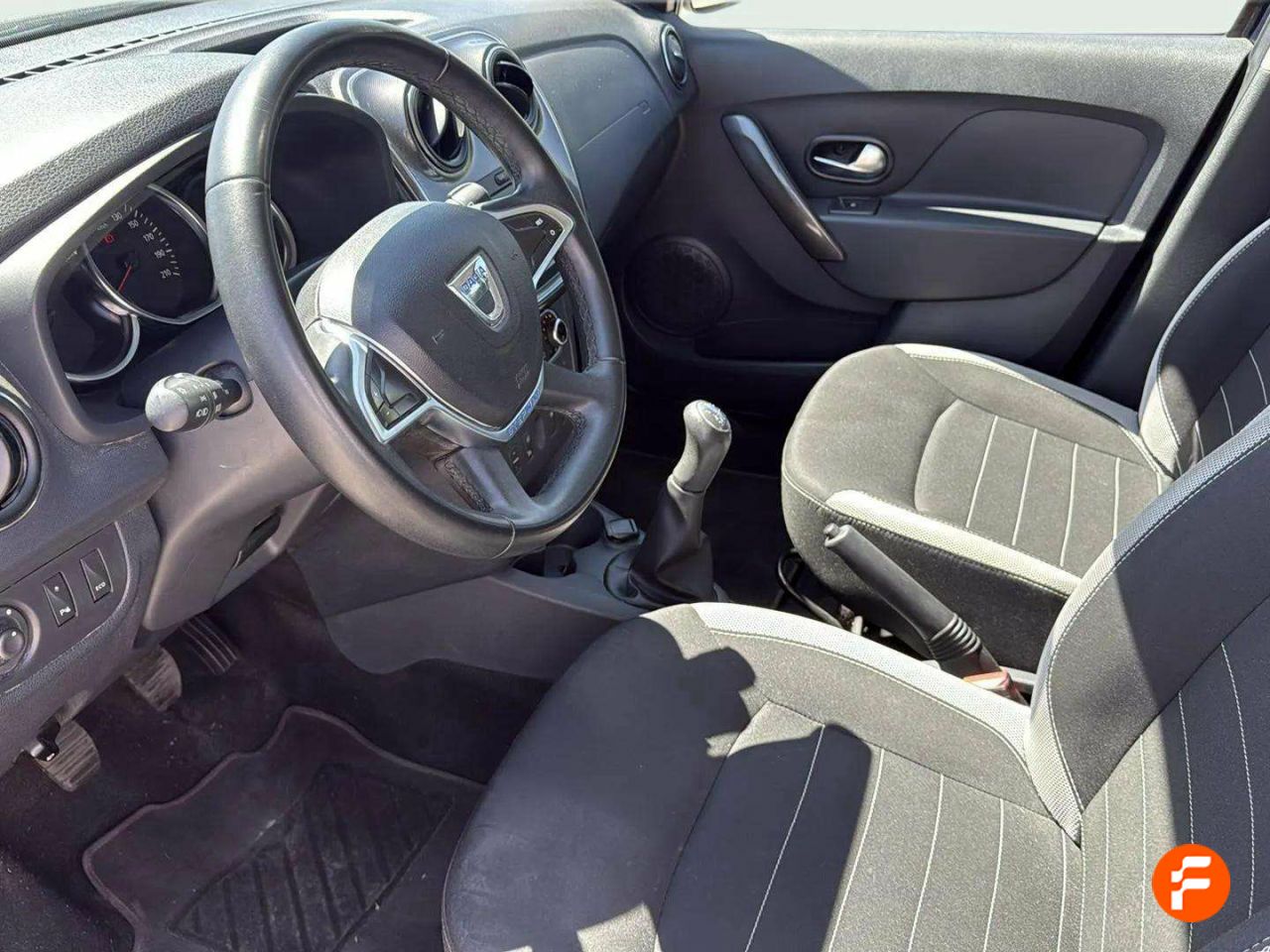 Foto Dacia Sandero 9
