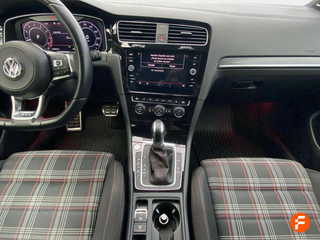 Foto Volkswagen Golf 11