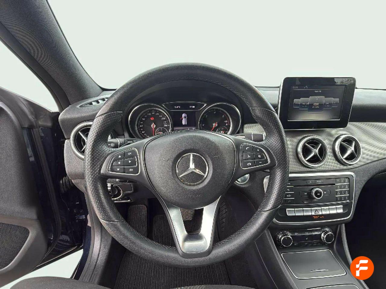 Foto Mercedes-Benz Clase CLA 9