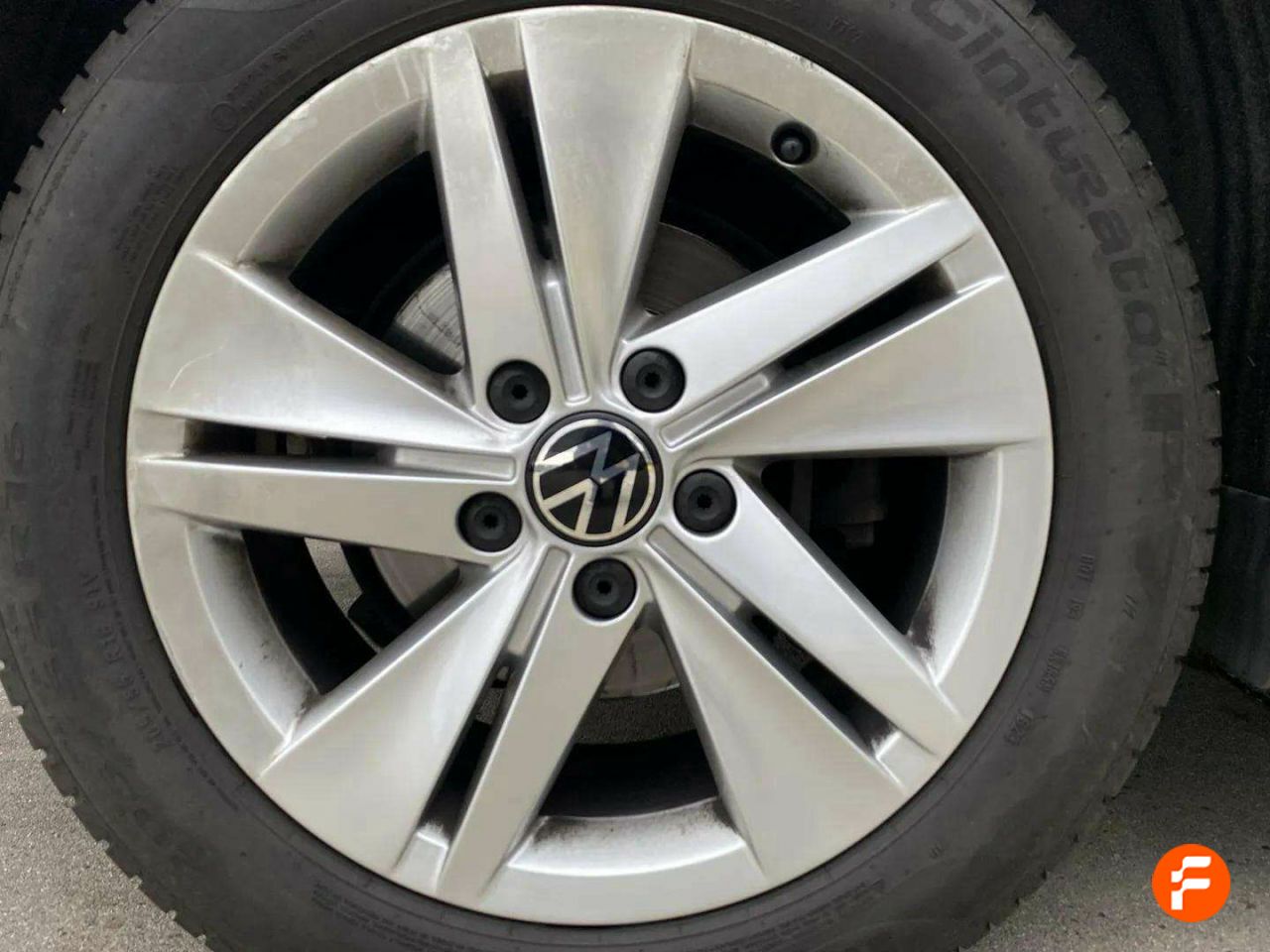 Foto Volkswagen Golf 21