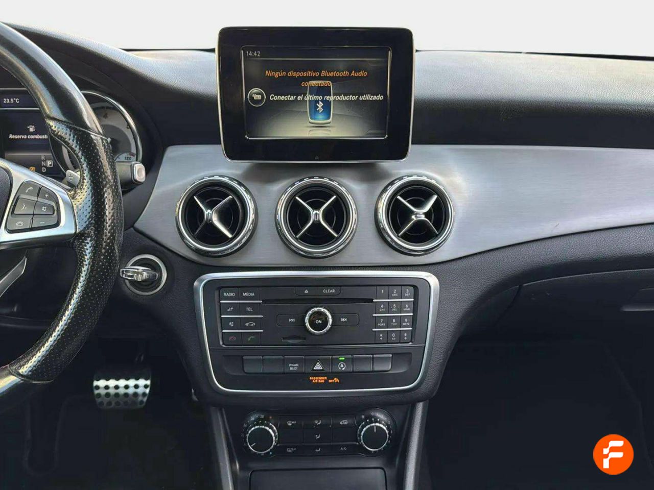 Foto Mercedes-Benz Clase GLA 14