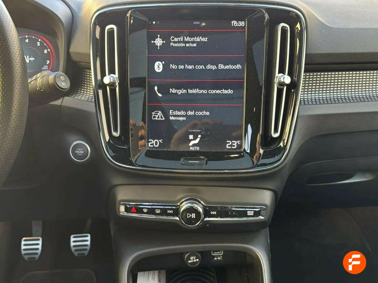 Foto Volvo XC40 9