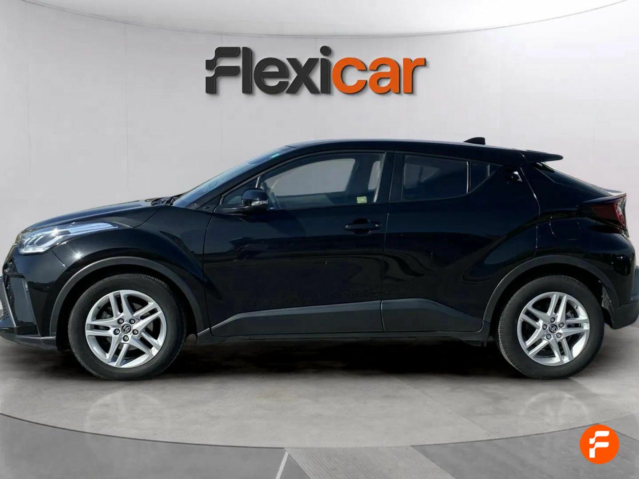 Foto Toyota C-HR 4