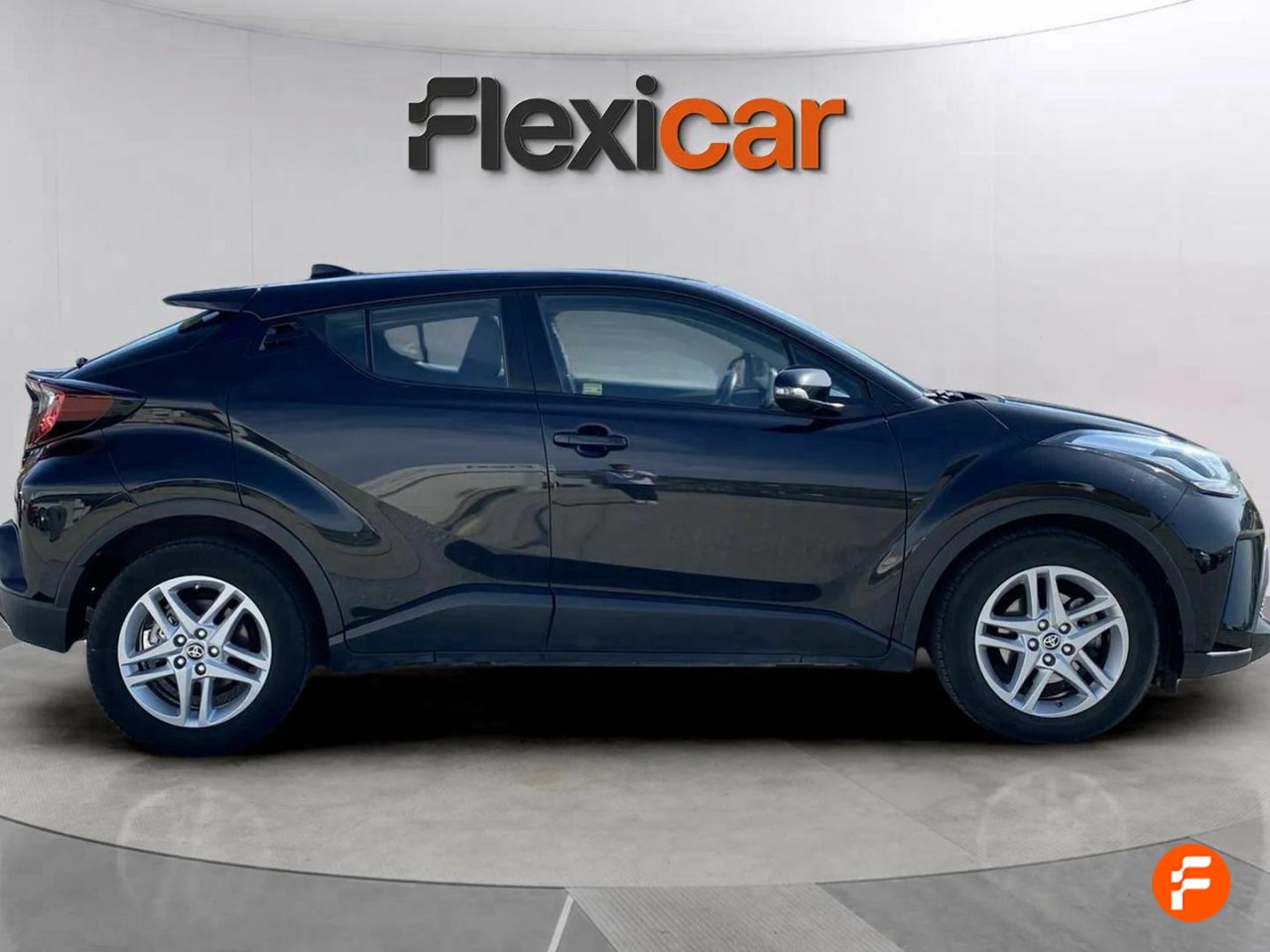 Foto Toyota C-HR 8
