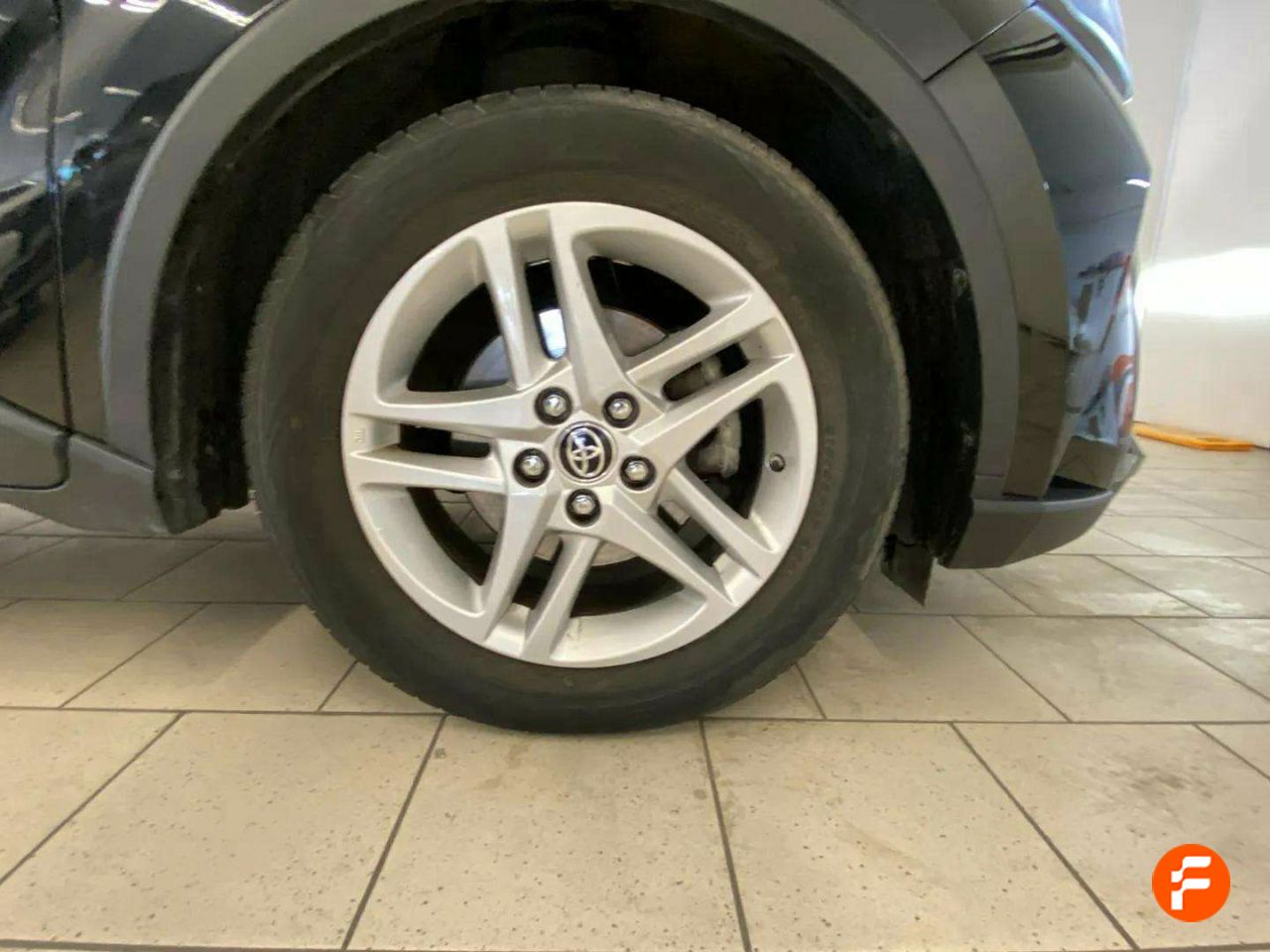 Foto Toyota C-HR 18