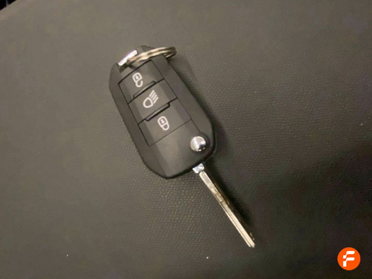 Foto Peugeot 208 20