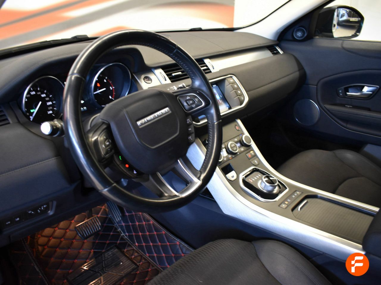 Foto Land-Rover Range Rover Evoque 16