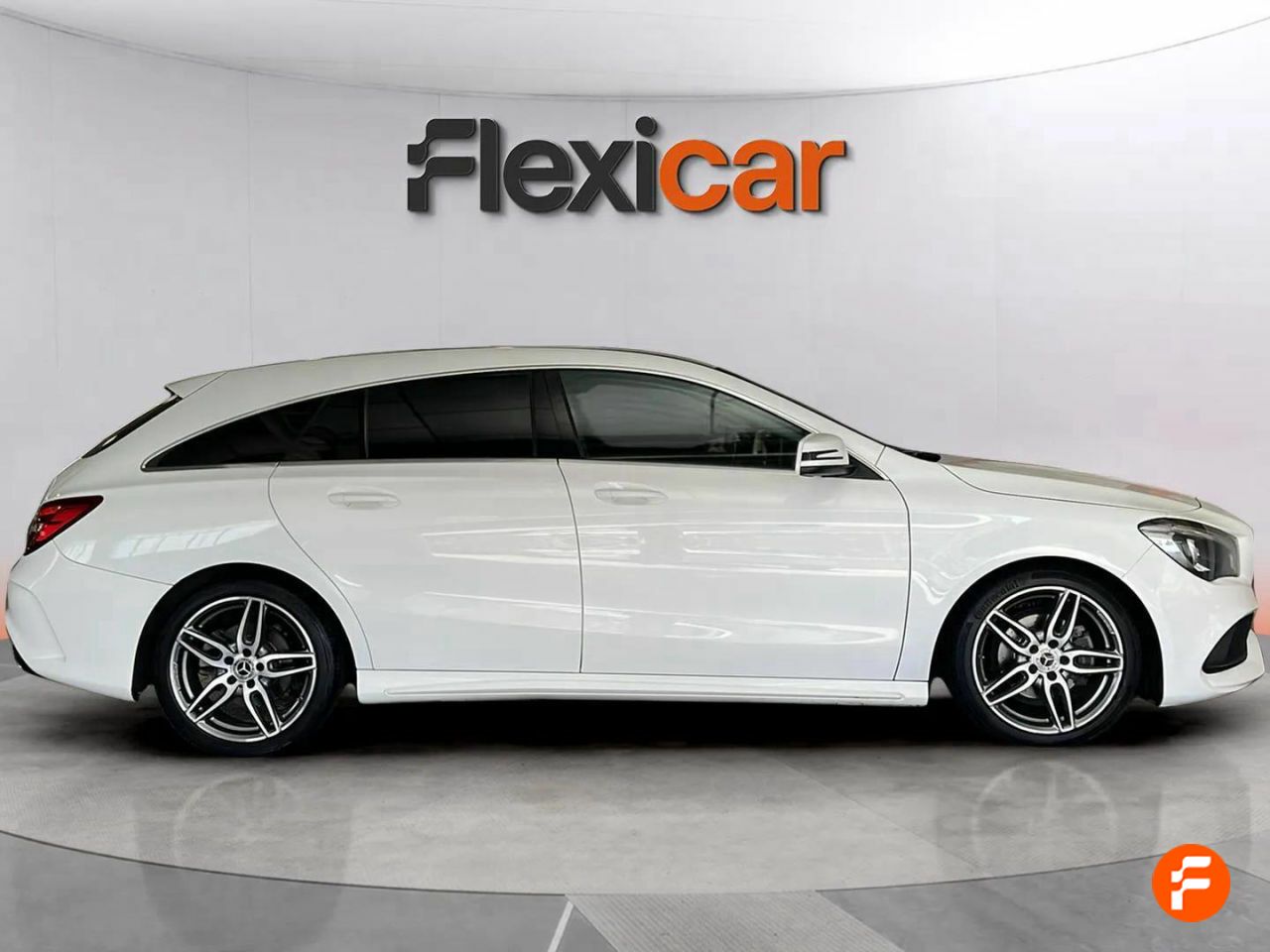 Foto Mercedes-Benz Clase CLA 9