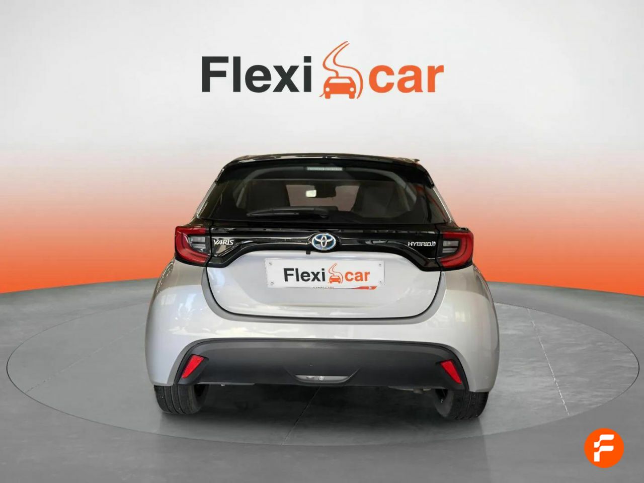 Foto Toyota Yaris 8