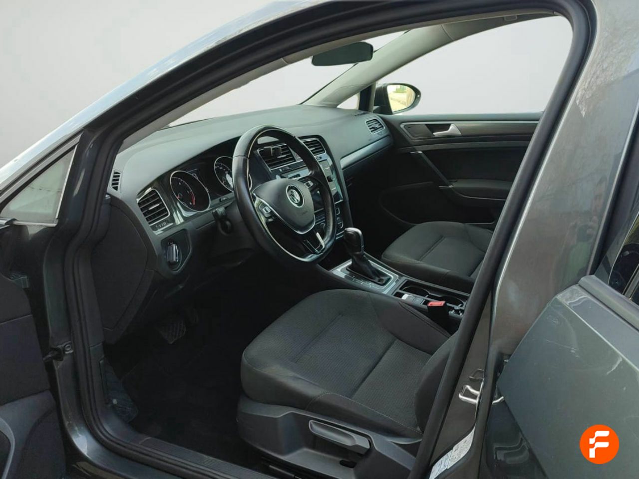 Foto Volkswagen Golf 15