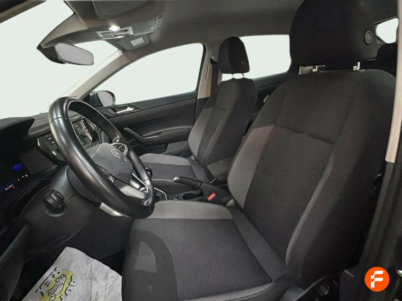 Foto Volkswagen Taigo 11
