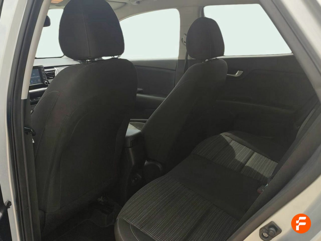 Foto Kia Stonic 16