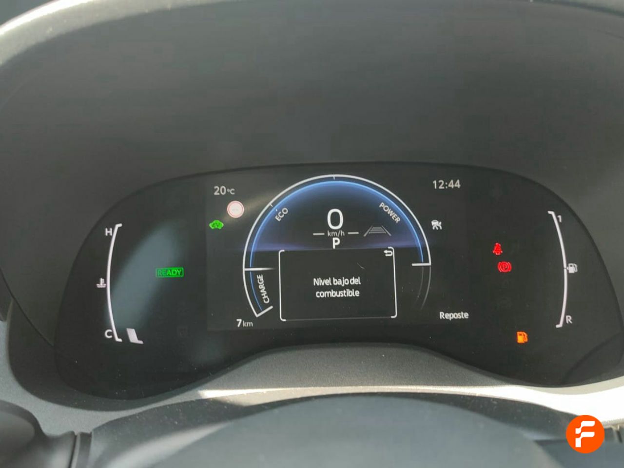 Foto Toyota Yaris 14
