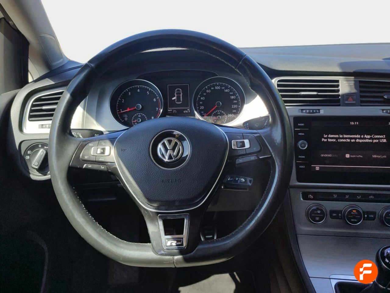 Foto Volkswagen Golf 9
