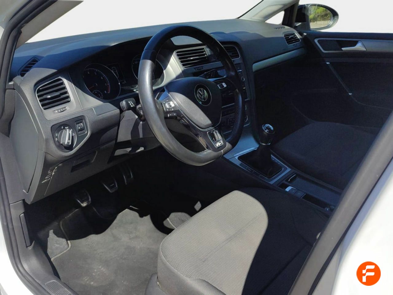 Foto Volkswagen Golf 12
