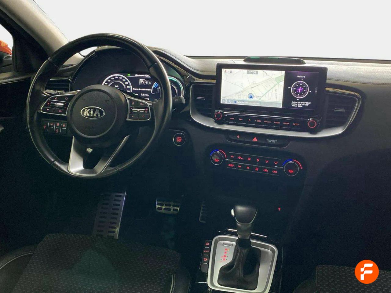 Foto Kia XCeed 22