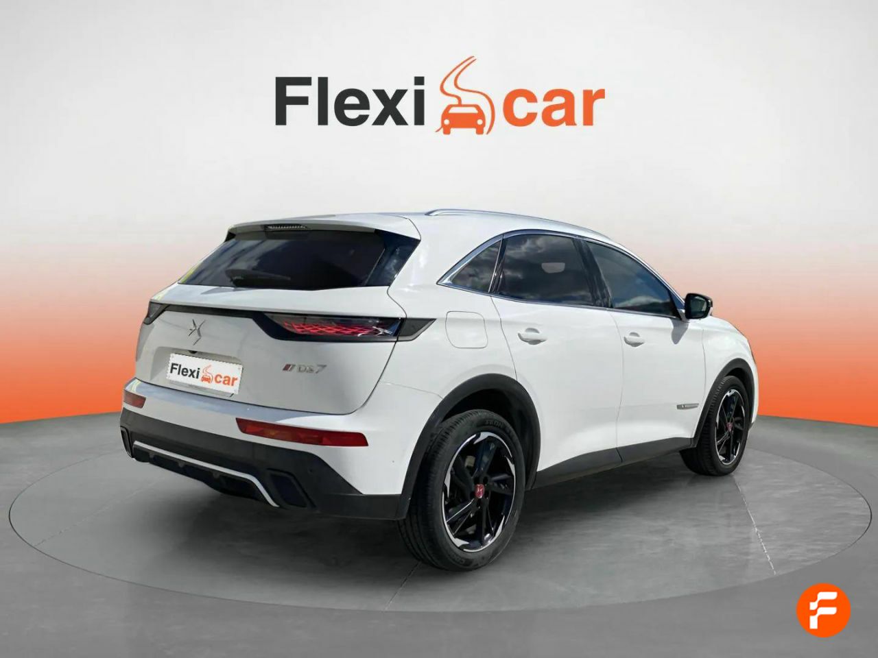 Foto DS Automobiles DS 7 14