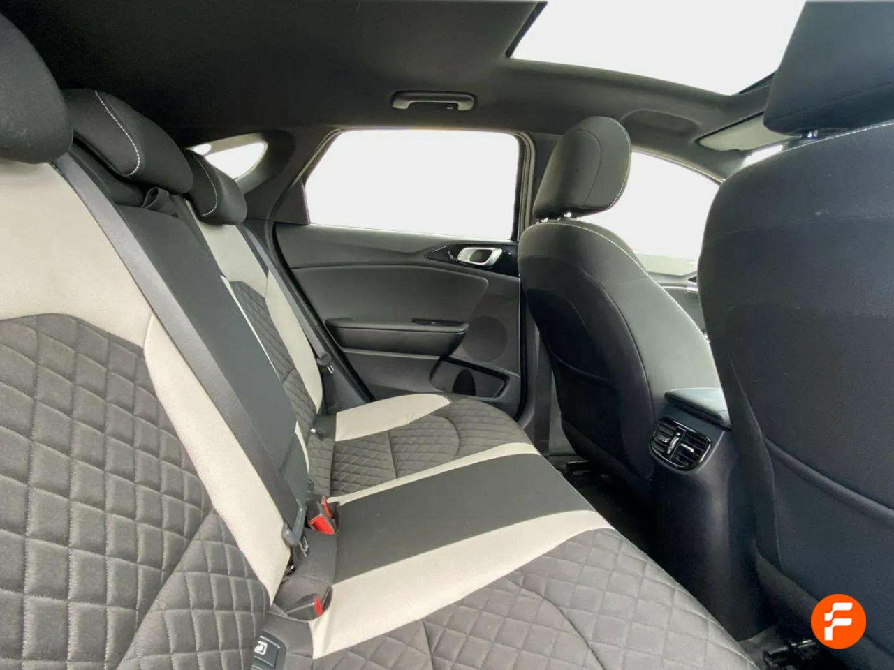 Foto Kia Ceed 19