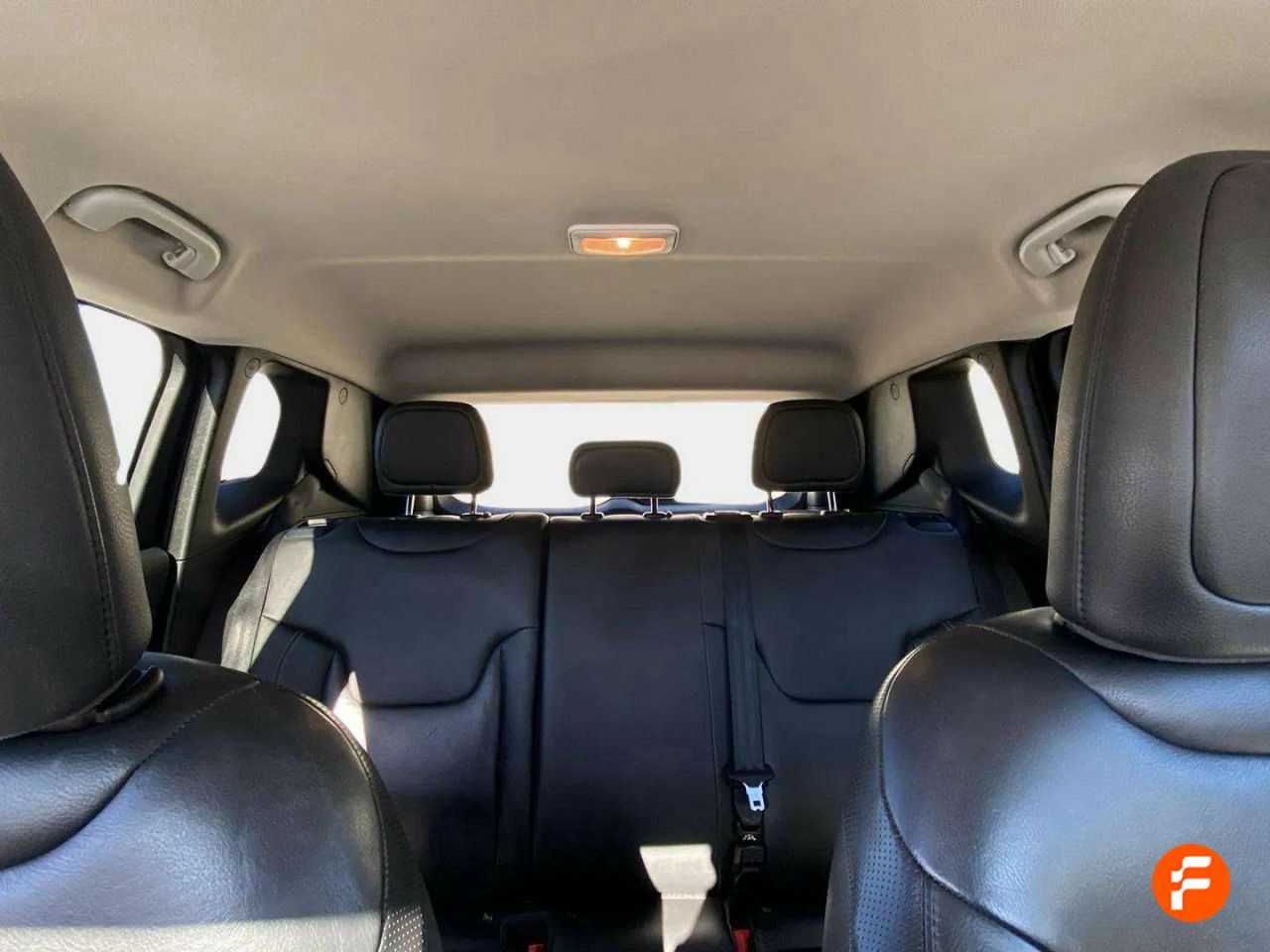 Foto Jeep Renegade 16