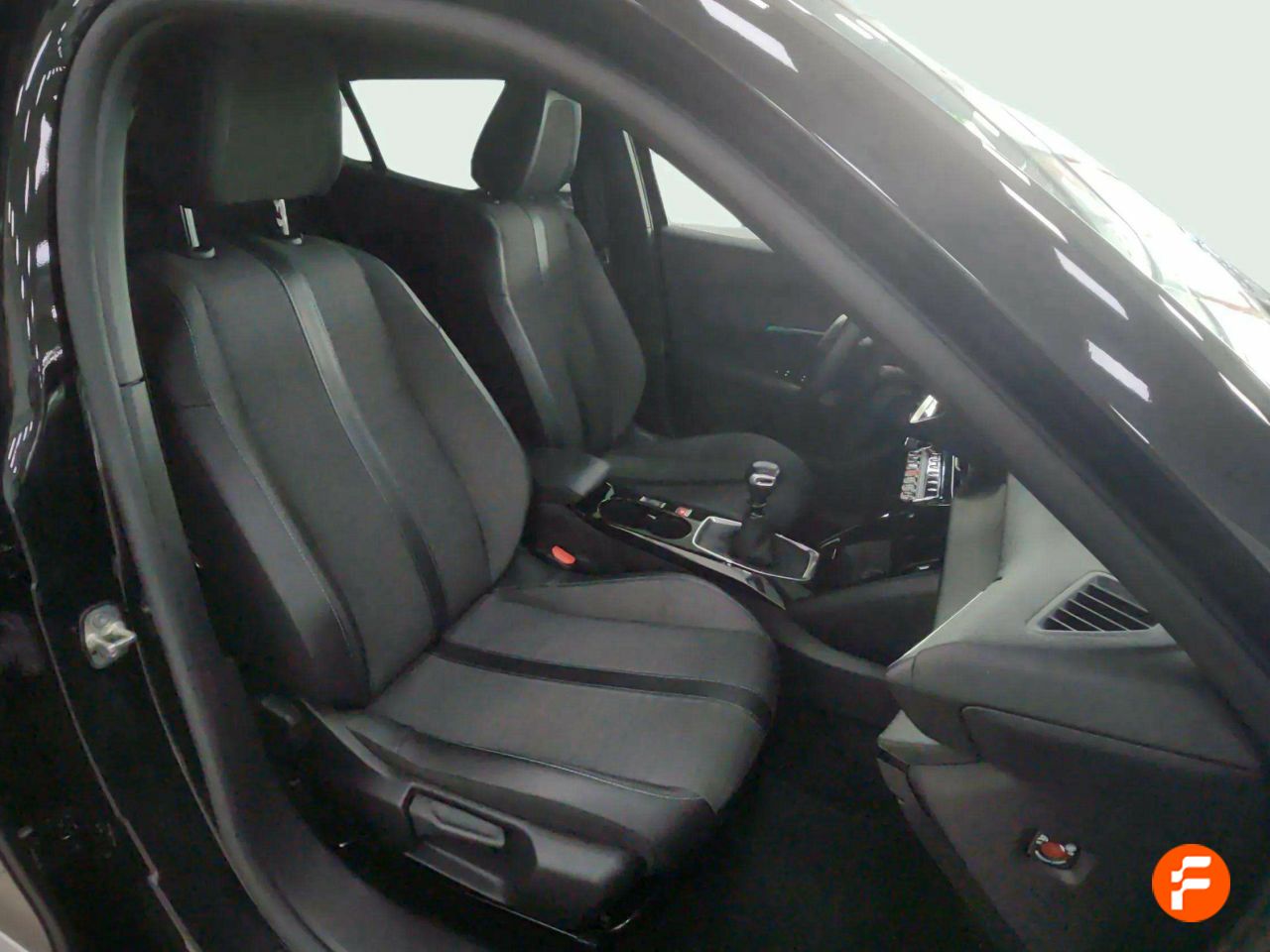 Foto Peugeot 2008 11
