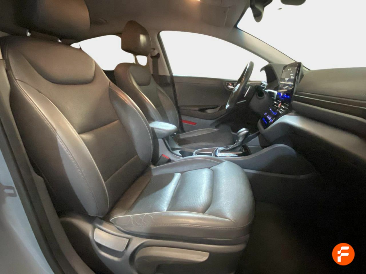 Foto Hyundai IONIQ 13