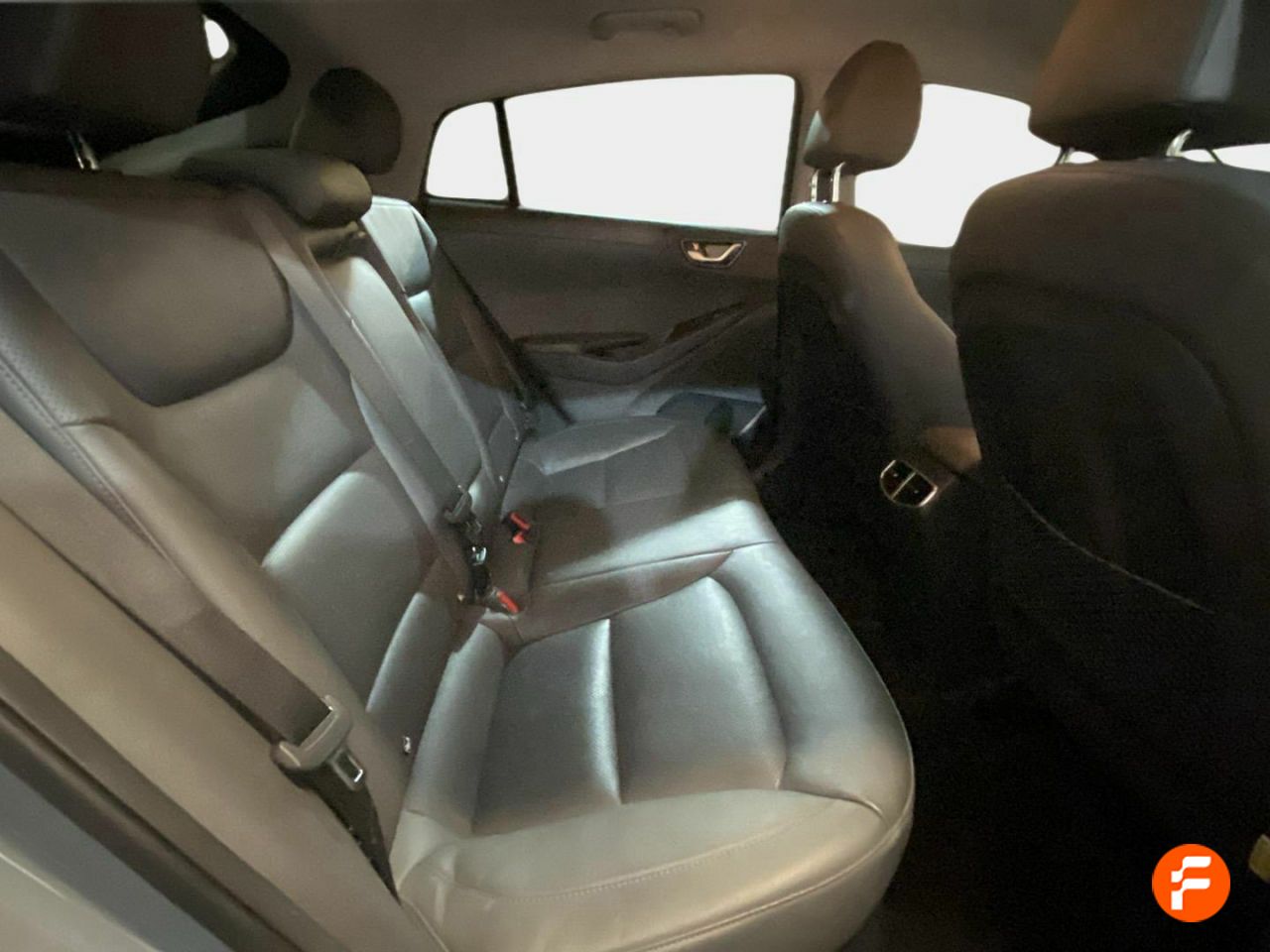 Foto Hyundai IONIQ 14