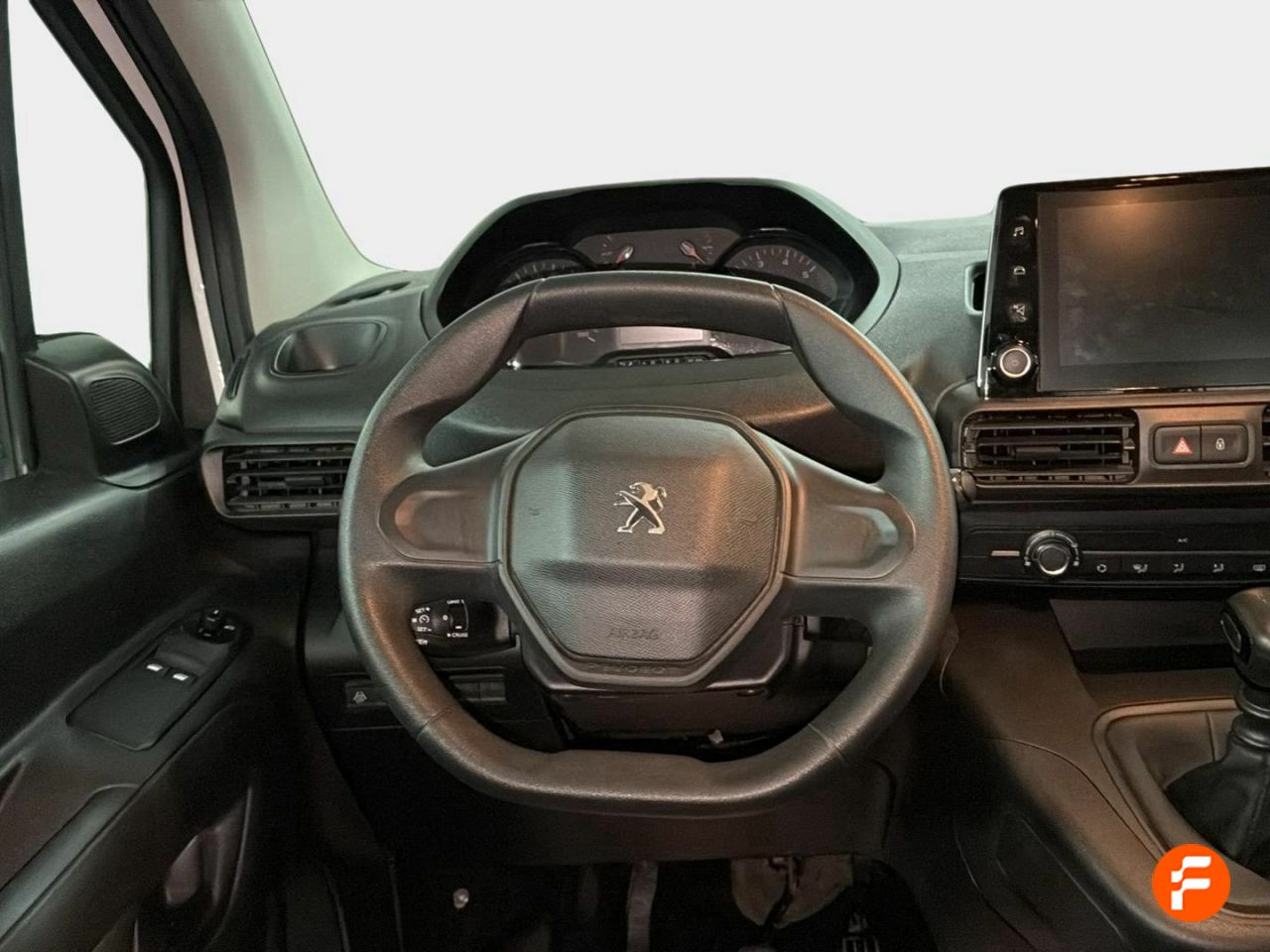 Foto Peugeot Rifter 13